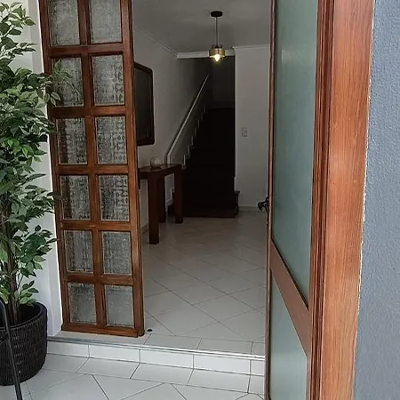 Casa Com Vista E Garagem