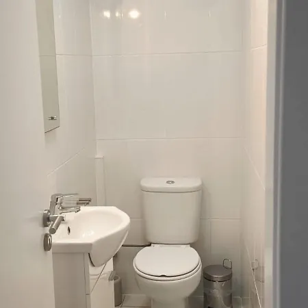 Casa Com Vista E Garagem