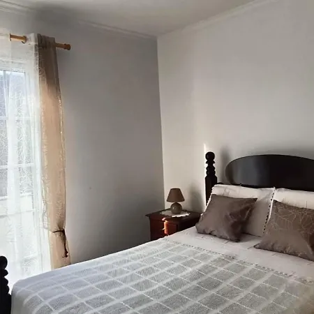 Casa Com Vista E Garagem Funchal (Madeira)
